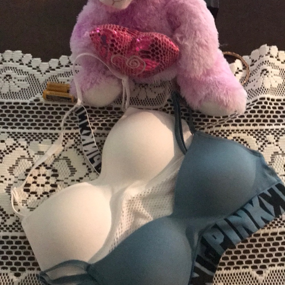 Bundle of sport bras XS